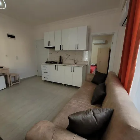 Cetin Hostal