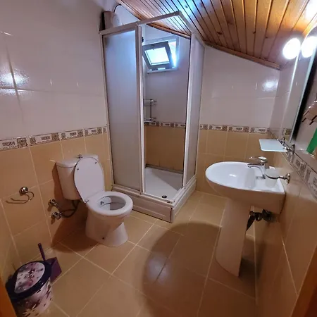 Auberge de jeunesse Cetin *