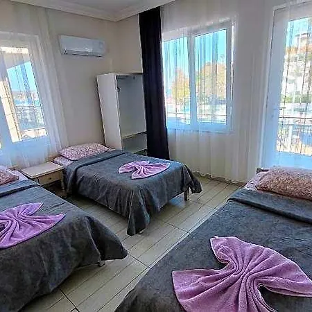 Cetin Hostel *
