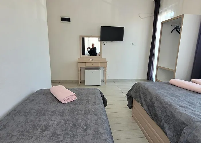 Cetin Хостел *